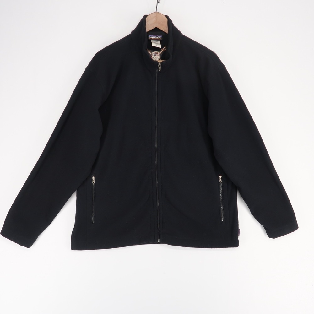 Patagonia Synchilla Jacket Mens L Black‎ Graphic Full Zip Fleece Pirate Skull